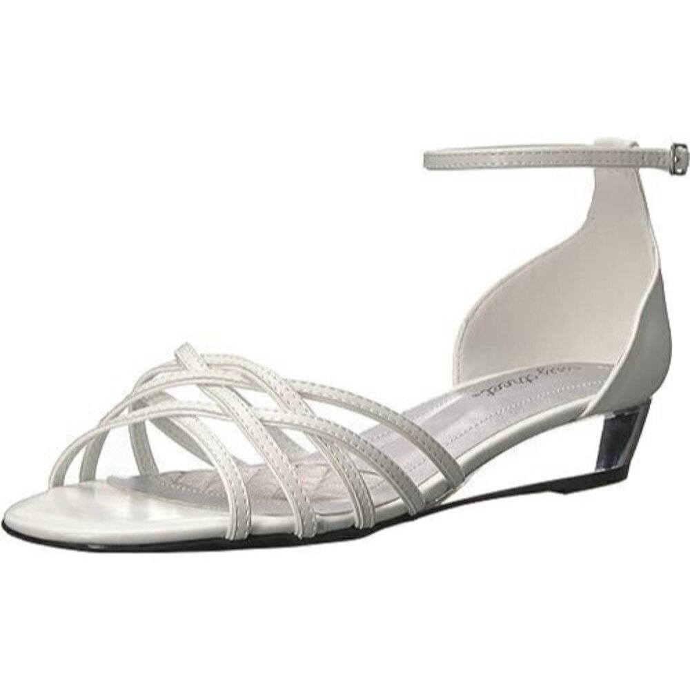 Easy Street Tarrah Faux Leather Crossover Wedge Sandals White‎ 6.5 M Open